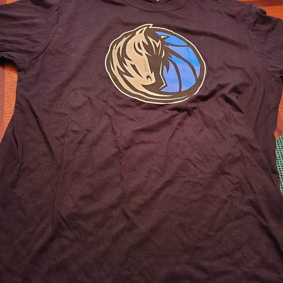 NWT Dallas Mavericks Luka Doncic T-shirt and Hat Bundle - Picture 7 of 10